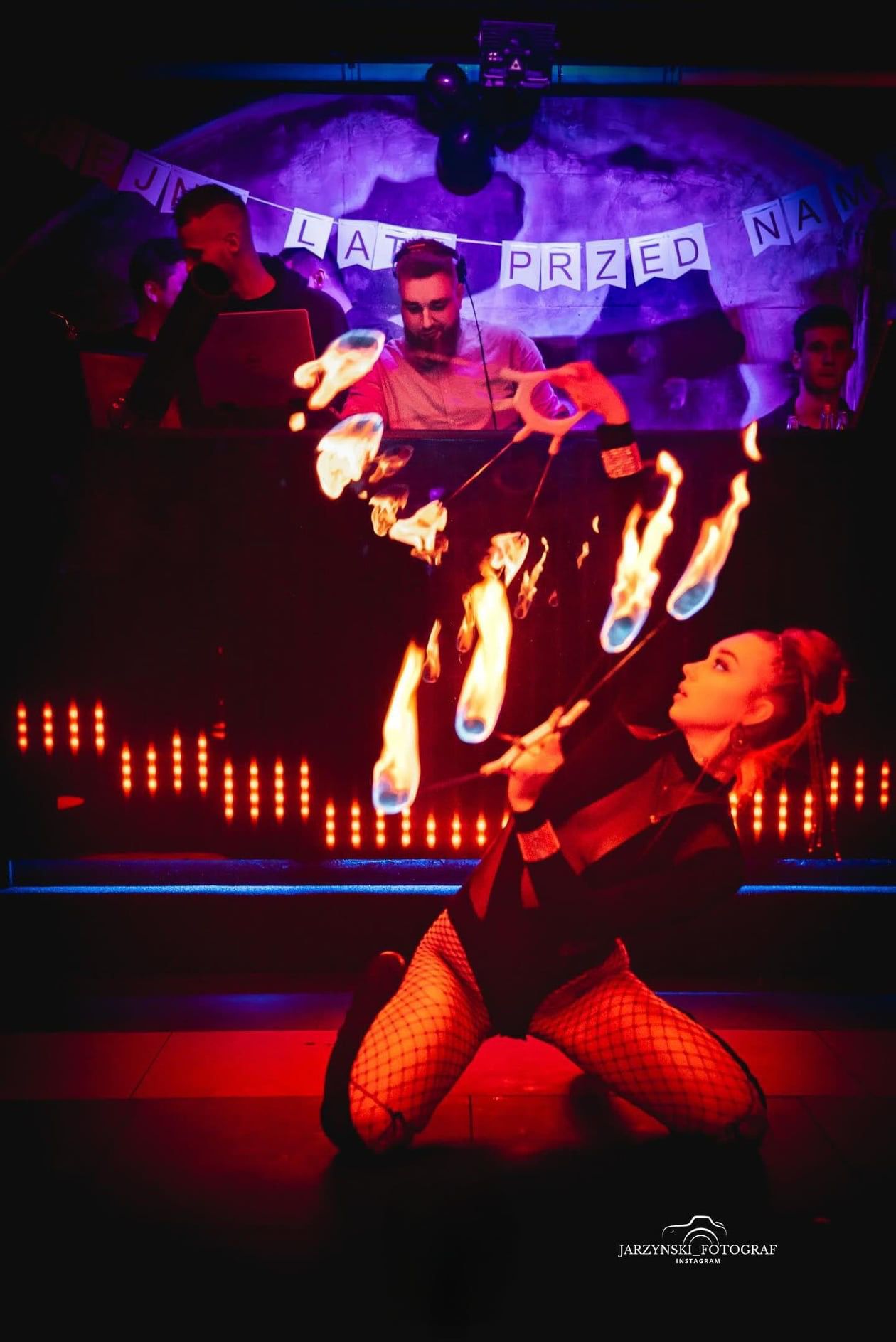 FIRE DANCE SHOW